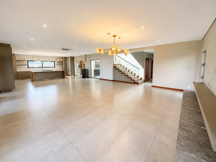 4 Bedroom Property for Sale in Heron Banks Golf Estate Free State